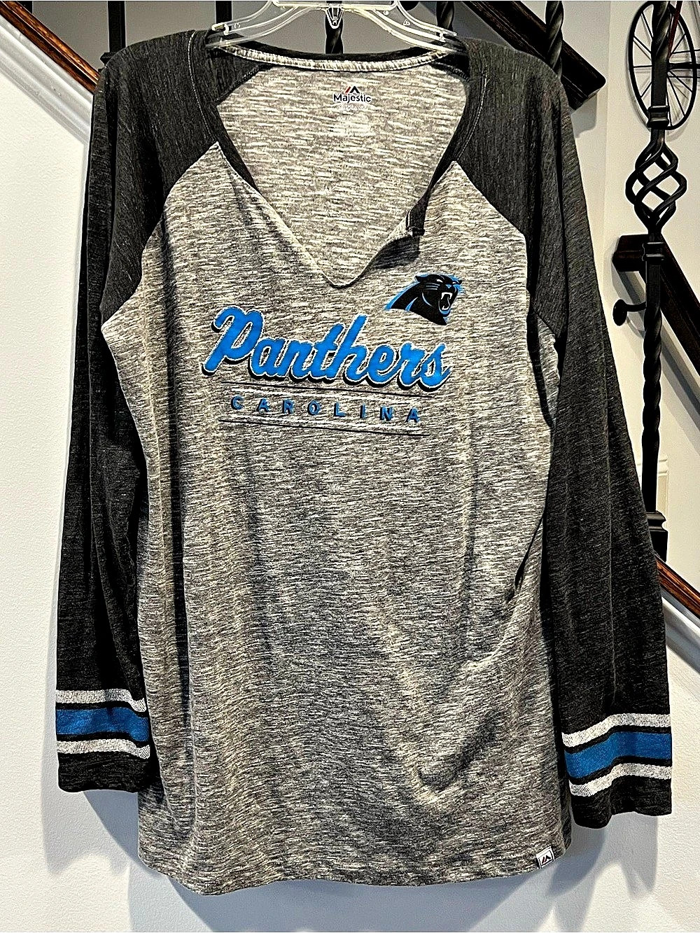 Majestic Carolina Panthers NFL Fan Fashion Long Sleeve V-Neck T-Shirt Jersey